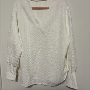 Chic V-Neck Sweater white size 2 X